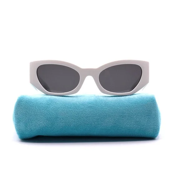 DOLCE&GABBANA DG6186 WHITE DARK GREY LENS AUTHENTIC SUNGLASSES - Picture 10 of 14